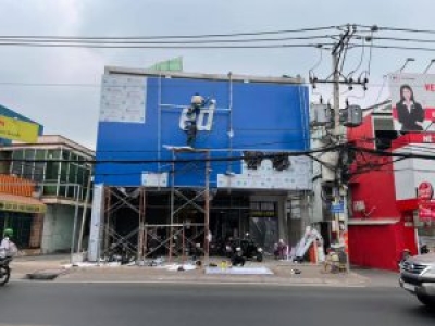 Bảng Hiệu Chữ Nổi Mica: Giải Pháp Nâng Tầm Đẳng Cấp Cho Thương Hiệu Của Bạn.
