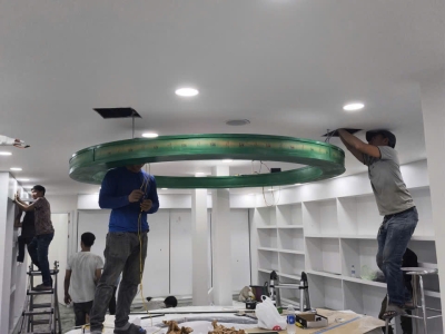 Tại sao mọi shop thời trang đều ưu tiên dùng bảng hiệu chữ nổi?