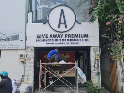 Độ bền của bảng hiệu Alu ngoài trời là bao nhiêu năm?