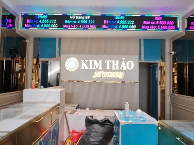 Tại sao bảng hiệu là khoản đầu tư "sinh lời" nhất của cửa hàng ?