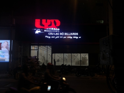  Tại sao bảng hiệu Mica lại được ưa chuộng nhất hiện nay?