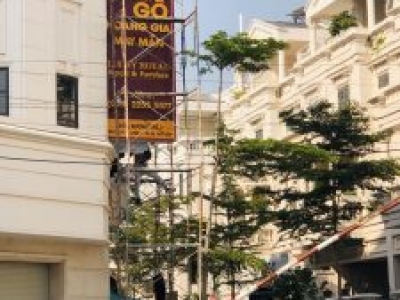 Bí mật đằng sau những bảng hiệu "nhìn là muốn vào mua".