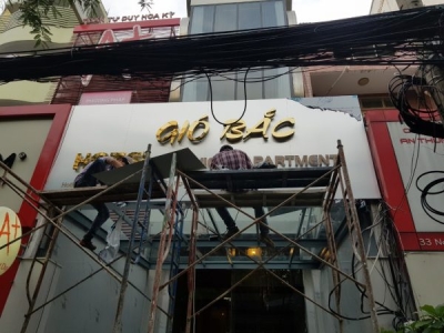 Độ bền của bảng hiệu Alu ngoài trời là bao nhiêu năm?