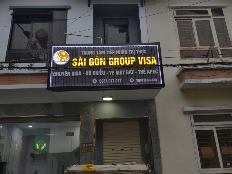 Mặt dựng Alu + Thanh Lam