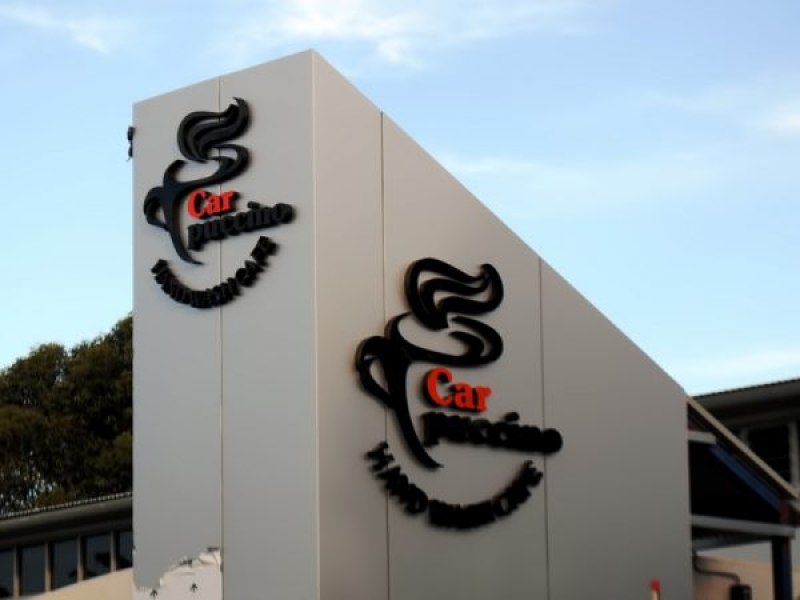 BẢNG HIỆU MẶT DỰNG ALU CHỮ NỔI